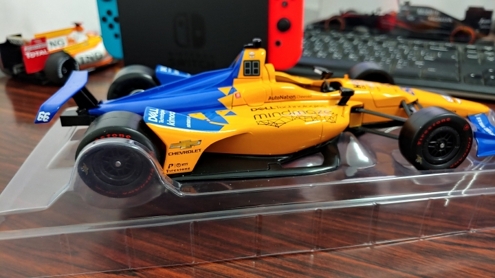 [開箱]1/18 INDYCAR  F.ALONSO #66