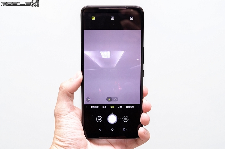 ASUS ROG Phone II揭曉 首搭S855+螢幕也變大、配件合體更實用！