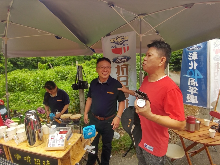 星期六限定的抗日咖啡