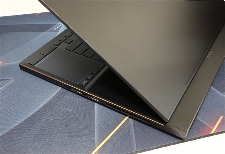 [破財開箱] 我與我的ROG GX531GXR