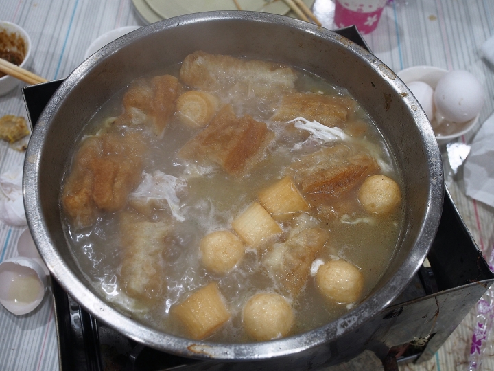 [食記] 臺南市 中西區 富香沙茶爐 — 南臺灣沙茶爐，傳統的火鍋吃法