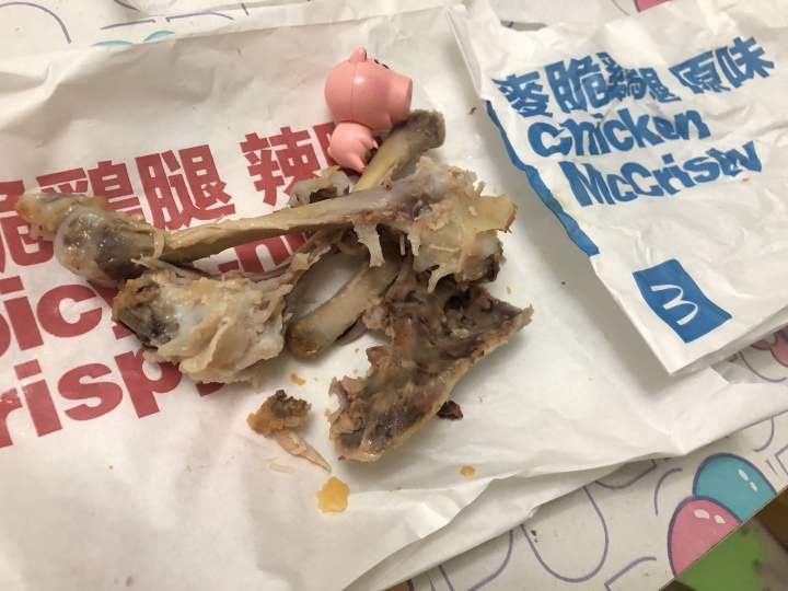 火腿偷吃麥脆雞腿餐