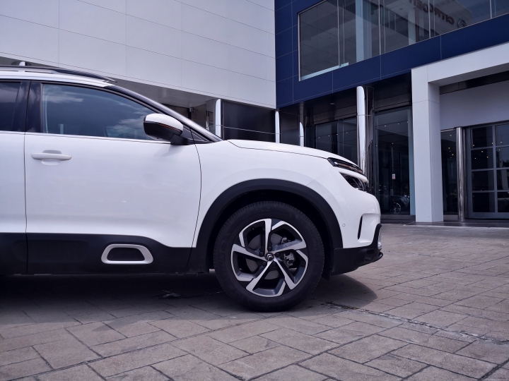 親自來體驗白色Citroen C5 Aircross
