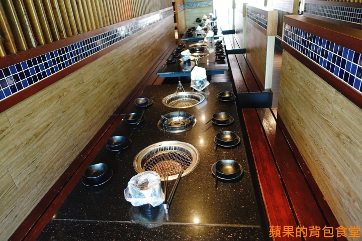 [食記] 台北中山 - 醬太郎日式燒肉 來場肉肉瘋狂燒烤 哈根達士 啤酒吃到飽 多樣美味自助吧 韓式辣雞腿年糕 滷牛肉 台北美食