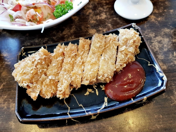[日式料理/定食/生魚片/拉麵]苗栗竹南科學園區 六角工房頂埔店 2019食記~ 推薦拉麵湯頭不錯!