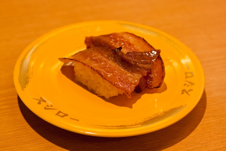 【美食。食記】全日本 N訪心得推薦 新鮮現出 回し寿司 スシロー SUSHIRO 壽司郎 迴轉壽司 必吃 菜單 價位 東京 池袋 西新井 大阪 懶人包 推薦