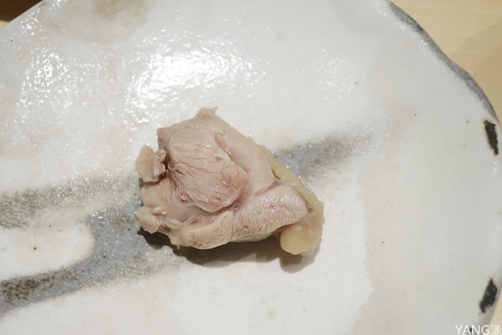 【新店】品鍋物料理，新店優質火鍋，高品質食材新鮮上桌，手作餐後甜點別錯過