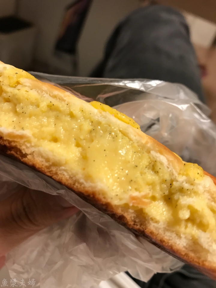 【美食。食記】東京 金町 私藏。連續三年麵包百名店 とらやベーカリー TORAYA BAKERY 虎屋烘焙 必吃 菜單 價位 推薦