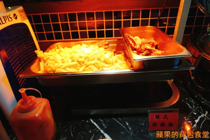 [食記] 台北中山 - 醬太郎日式燒肉 來場肉肉瘋狂燒烤 哈根達士 啤酒吃到飽 多樣美味自助吧 韓式辣雞腿年糕 滷牛肉 台北美食
