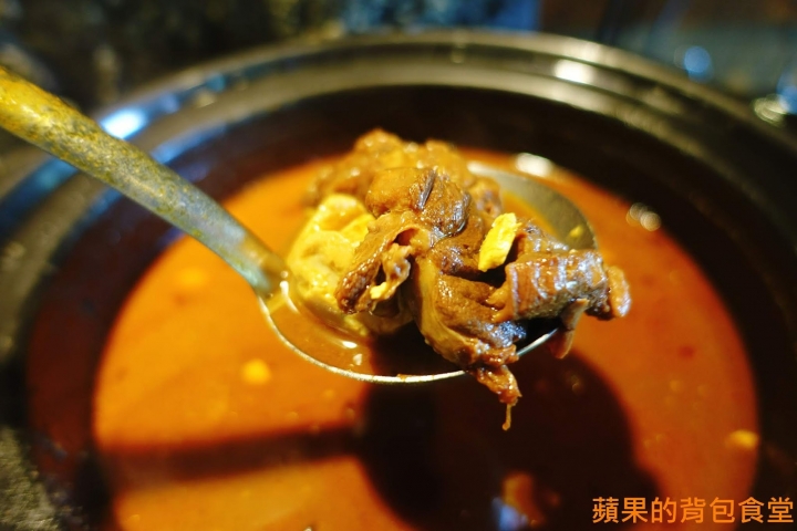 [食記] 台北中山 - 醬太郎日式燒肉 來場肉肉瘋狂燒烤 哈根達士 啤酒吃到飽 多樣美味自助吧 韓式辣雞腿年糕 滷牛肉 台北美食