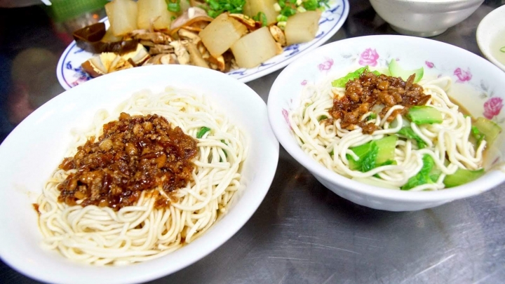 [台南][中西區] 陽春麵（原民生路）｜食記