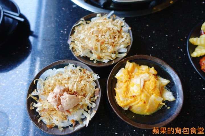 [食記] 台北中山 - 醬太郎日式燒肉 來場肉肉瘋狂燒烤 哈根達士 啤酒吃到飽 多樣美味自助吧 韓式辣雞腿年糕 滷牛肉 台北美食