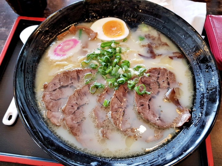 [日式料理/定食/生魚片/拉麵]苗栗竹南科學園區 六角工房頂埔店 2019食記~ 推薦拉麵湯頭不錯!