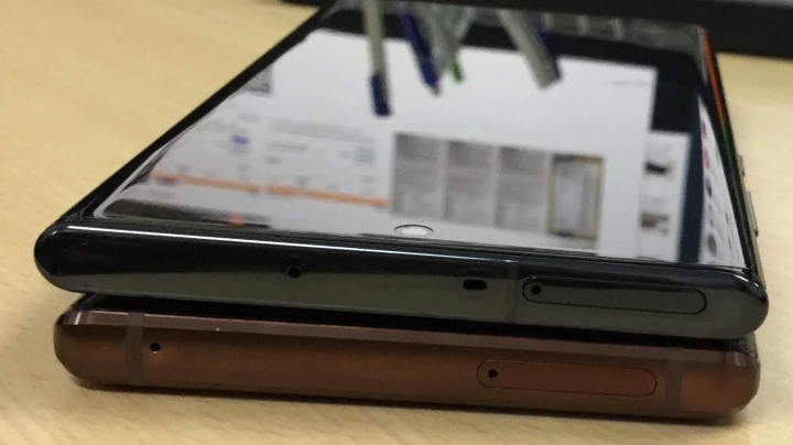 Note10+ 星環黑256G Pchome版開箱(圖多)