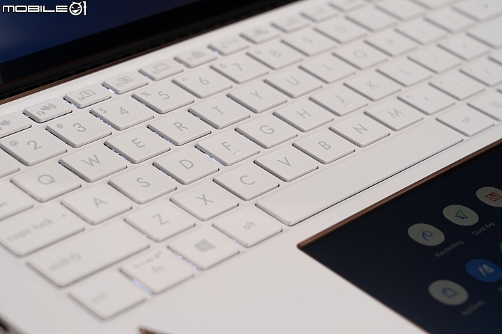 ASUS ZenBook Edition 30實測！ScreenPad 的再進化！