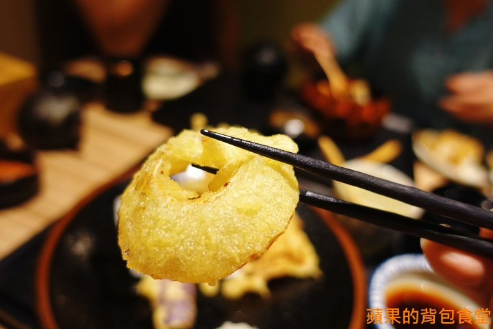 [食記] 新竹竹北 - 令和鰻 無刺現烤鰻魚 坐在塌塌米木椅上享受鰻魚的不同吃法 超酥脆野菜天婦羅 軟嫩鰻魚玉子燒 新竹美食