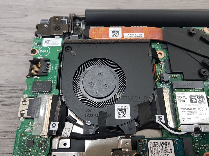 【小宅開箱】DELL Inspiron 14-5480-R1628STW 商務結合多媒體娛樂的筆電