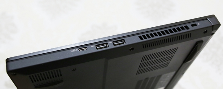 ROG西風M GU502入荷