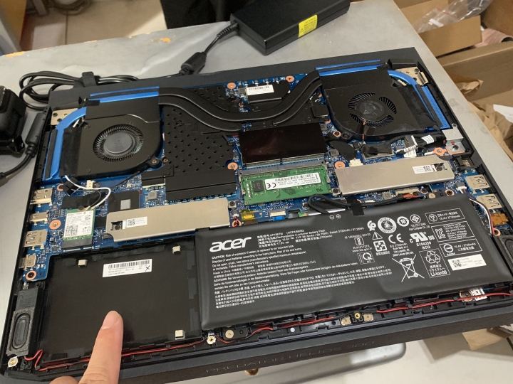 【教學】2019 Acer Predator Helios 300 拆機升級