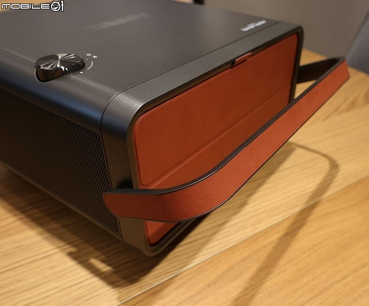 顛覆傳統投影機造型 ViewSonic 質感系 4K LED無線智慧投影機 X10-4K 新機開箱