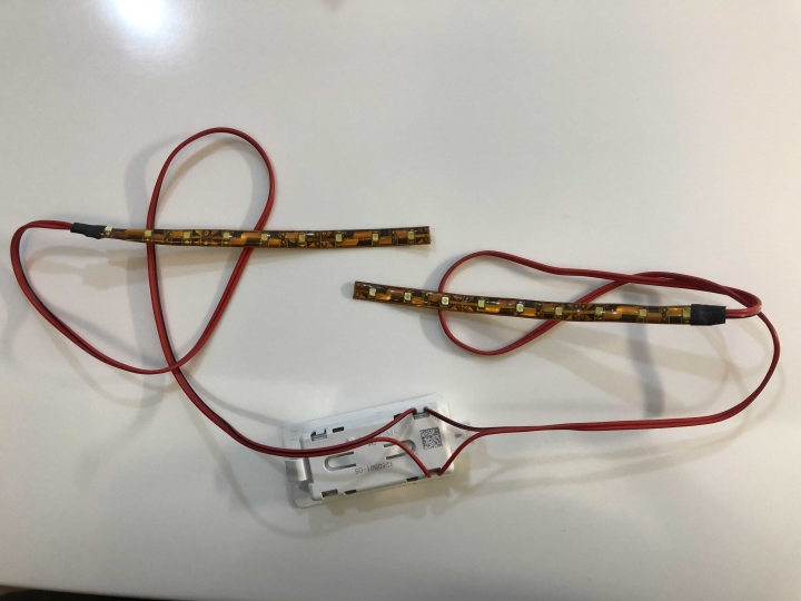 BMW 320i M Sport 超不專業室內燈增亮DIY