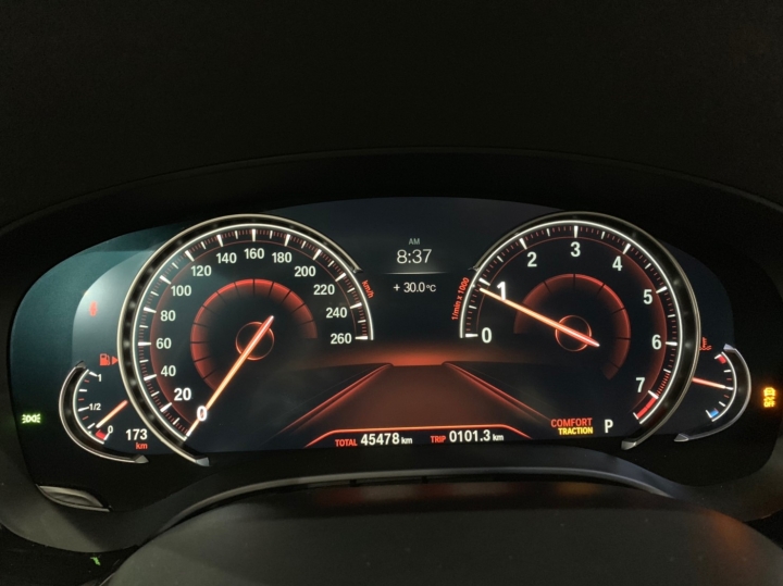 2017 BMW530I XDRIVE 抬頭顯示 電吸門  智慧頭燈