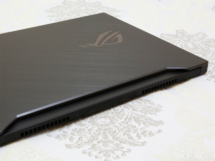 ROG西風M GU502入荷