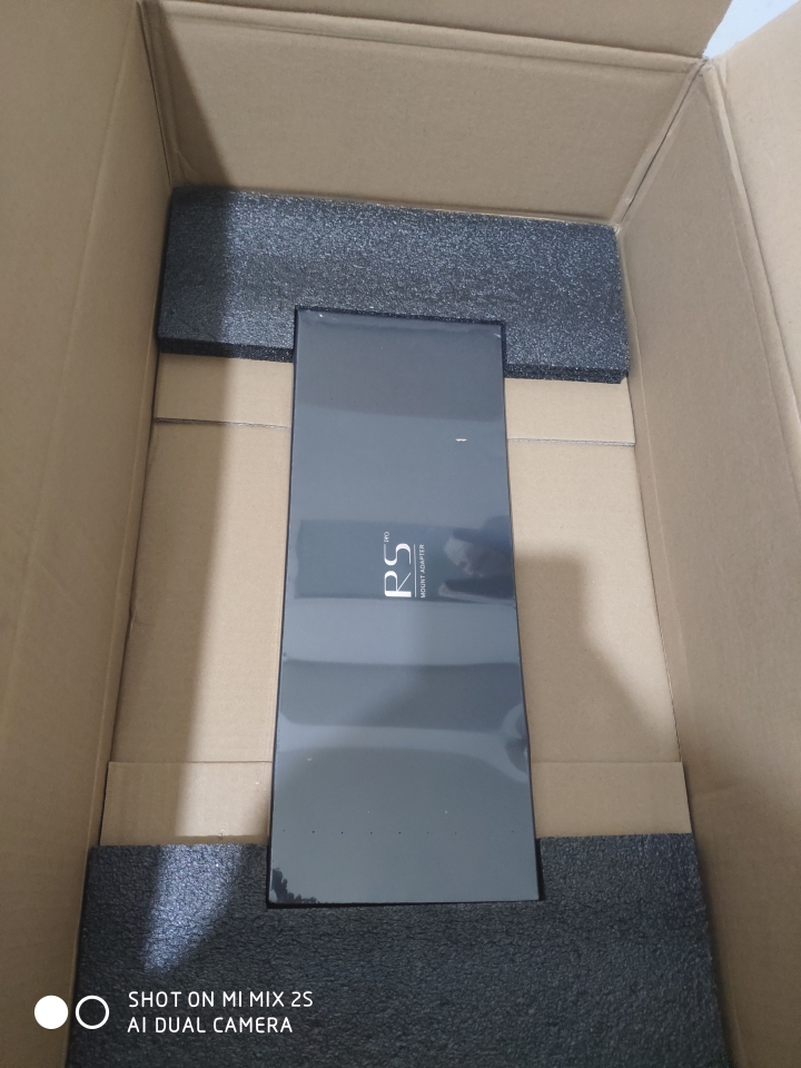 極米 Rs PRO 投影機開箱