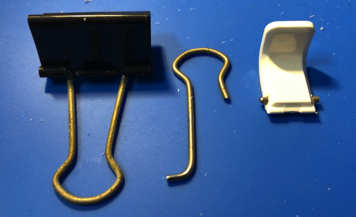 颱風天亂搞,DIY 修理Macbook Pro變壓器 Magsafe 的耳朵