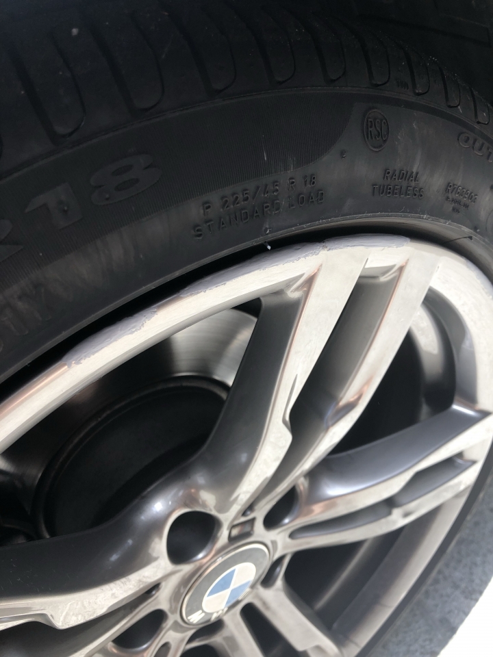 BMW 320i M Sport 輪框刮傷噴漆修復DIY