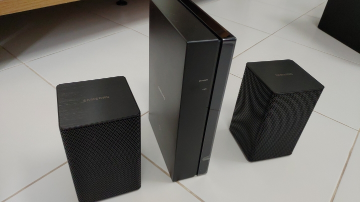 Samsung HW-Q60R 5.1 CH Soundbar 開箱