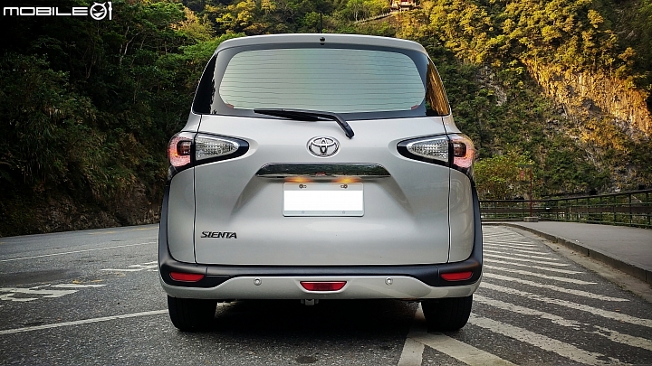 開Sienta出去玩