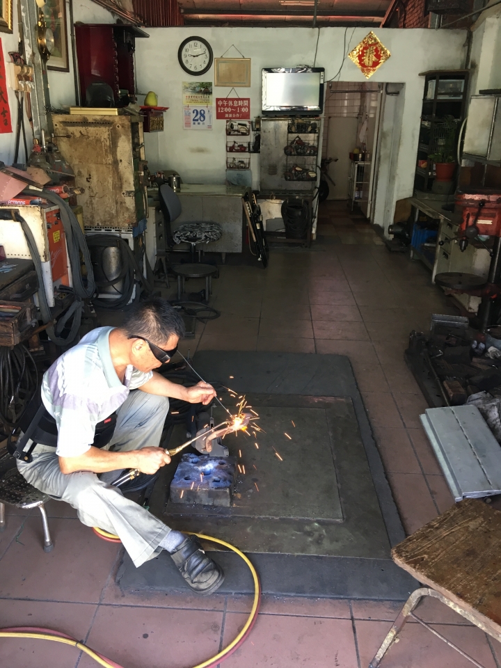 排氣管破洞焊接DIY