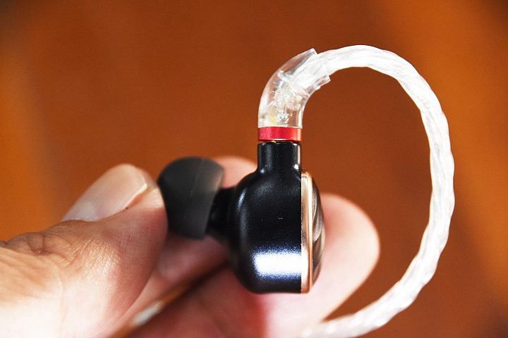 [開箱] FiiO FH7 一圈四鐵單晶銅鍍銀線材的 MMCX 可換線耳機
