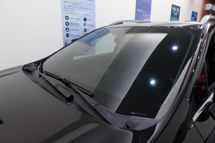 點我看大圖 Subaru Eyesight 隔熱紙實測