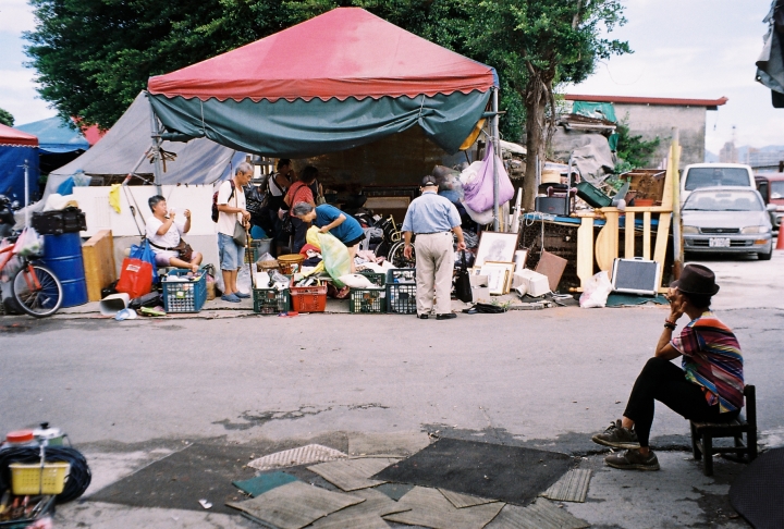 [Stylus ZOOM 140][Big Mini]颱風假[Kodak 200]