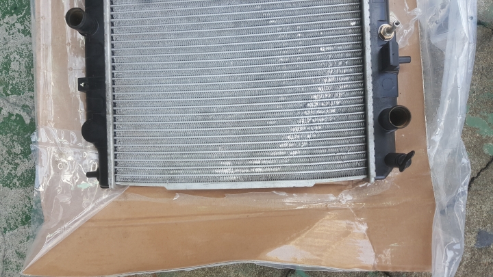 這個水箱散熱器……好像怪怪的我