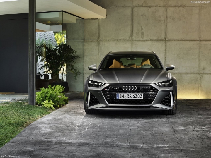 2020 AUDI RS6 avant