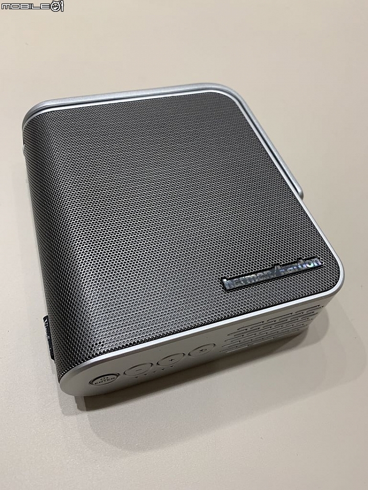 [新機開箱] 易用隨行投影 ViewSonic M1+ 無線藍芽微型投影機