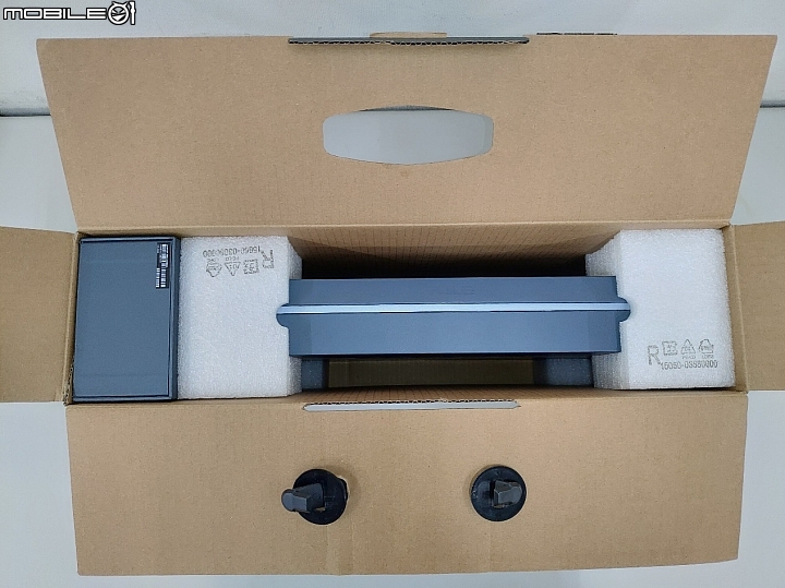 點我看大圖 華碩雙螢幕筆電 ZenBook Pro Duo UX581開箱