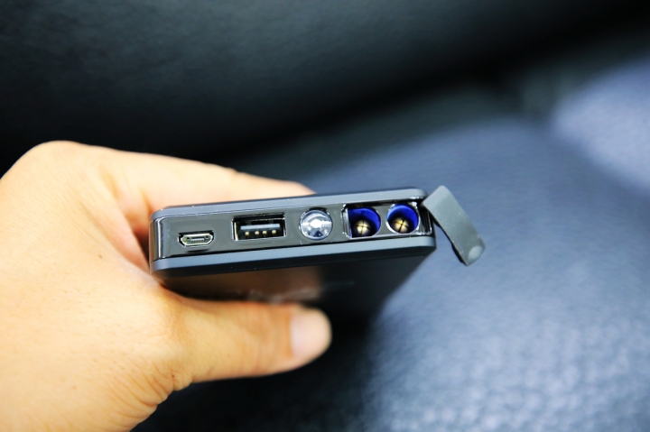 【開箱文心得】 汽、機車道路救星 光達救車行動電源。