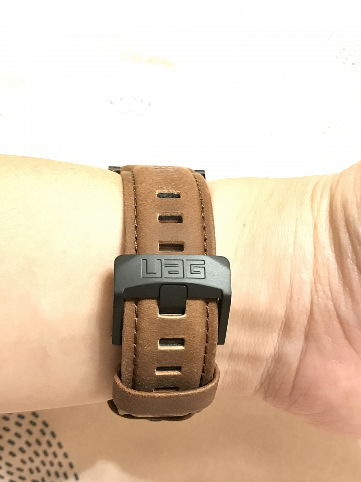 小小娃兒 UAG Apple Watch 經典頂級皮革錶帶開箱(圖多)