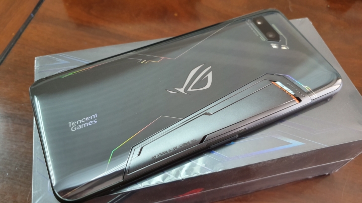 陸版 ROG PHONE 2 8GB+128GB 精英版開箱