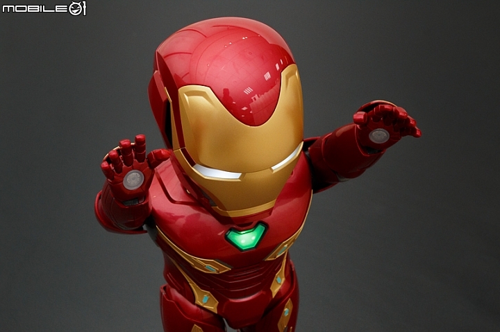 IRON MAN MK50 ROBOT BY UBTECH試玩報告 鋼鐵人換孩子當！