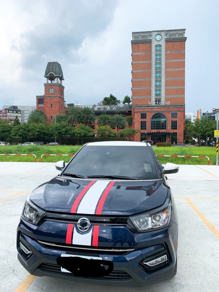 自己的車自己貼 ! DIY車貼初體驗