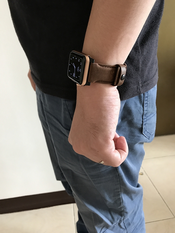 小小娃兒 UAG Apple Watch 經典頂級皮革錶帶開箱(圖多)