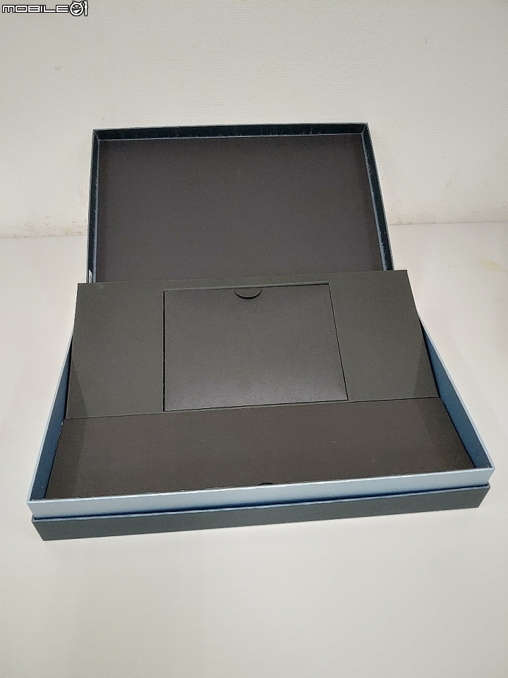 點我看大圖 華碩雙螢幕筆電 ZenBook Pro Duo UX581開箱