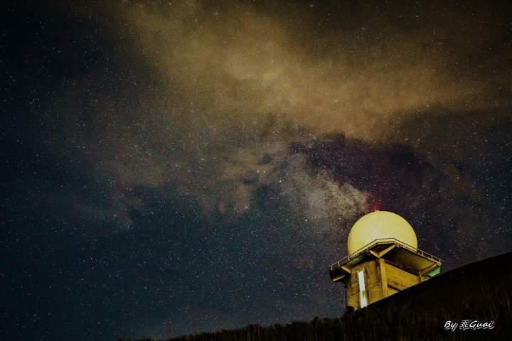 銀河星空~五分山氣象雷達站