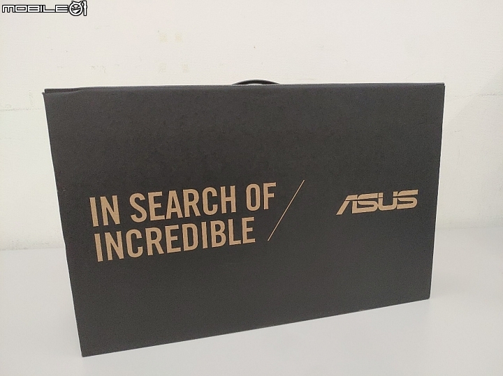 點我看大圖 華碩雙螢幕筆電 ZenBook Pro Duo UX581開箱