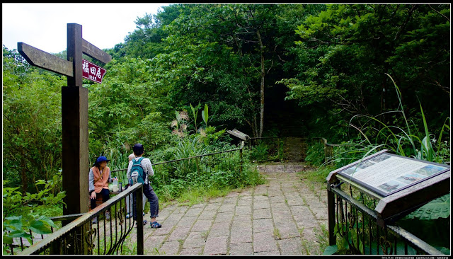 〖帶著父母走步道〗 石碇老街【王氏豆腐】、〖烏塗溪步道〗